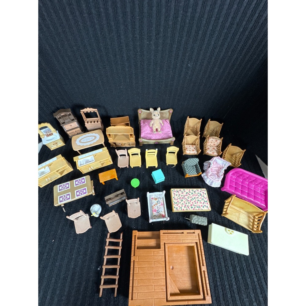 Calico Critters Woodzeez Furniture Lot Rabbit Figure Dollhouse Decor